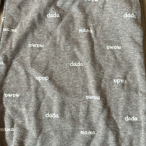 ⭐️5/$25⭐️
Mama & Dada Baby Sleep Gown, 3M Carters - Picture 2 of 3